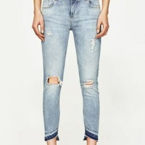 Zara Z1975 Basic Premium Denium Ankle Asymmetrical Hem Distressed Skinny Jean.